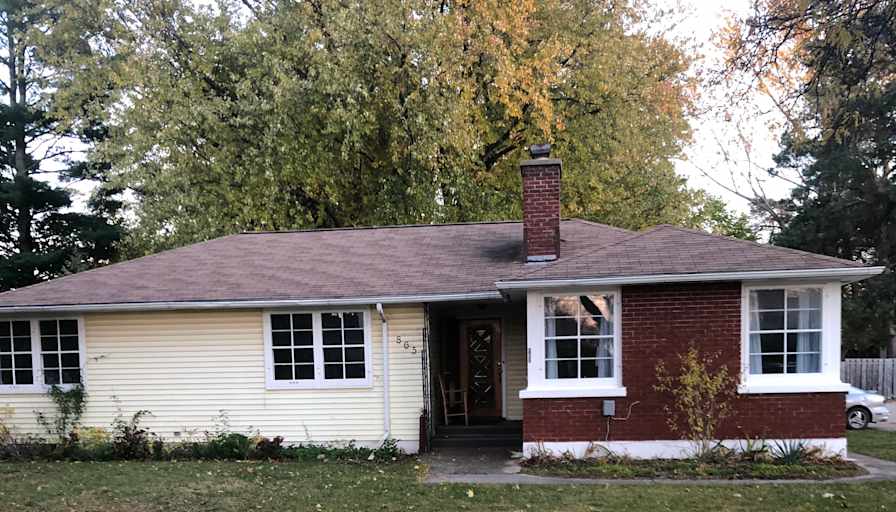 Private room to rent in share house Goderich Street,... Roomies.ca