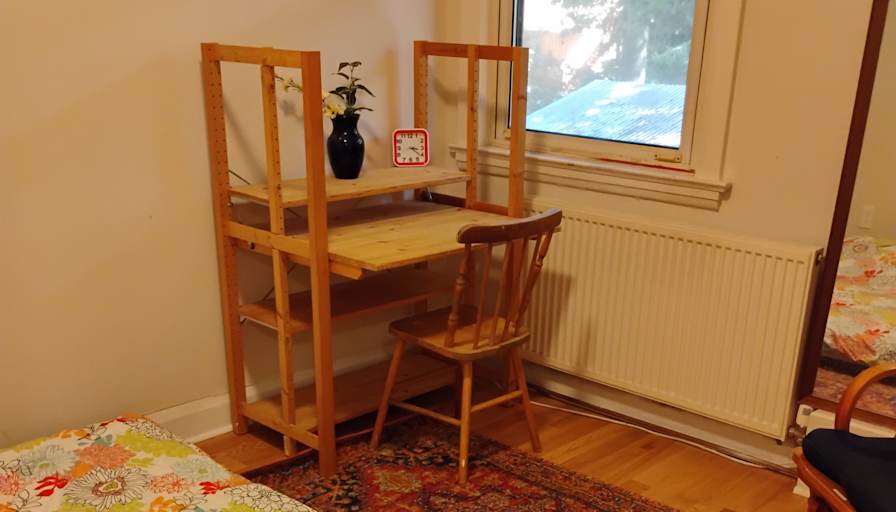 Photo of Ken's room
