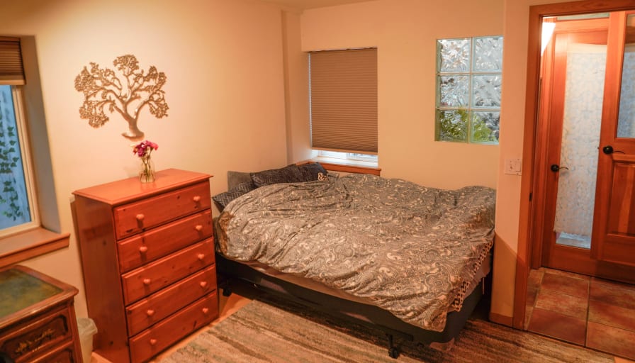 Photo of Halonah's room