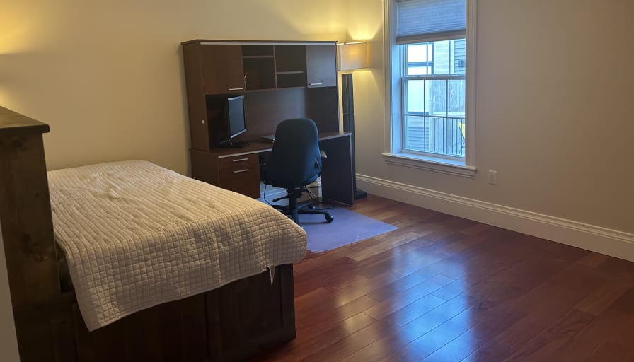 Lyubov Zhyznomirska's room