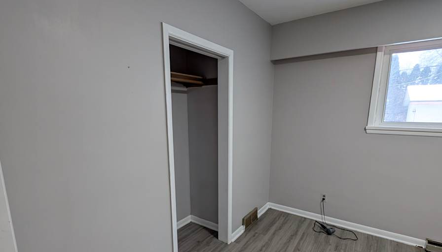 SANIA LALWANI's room