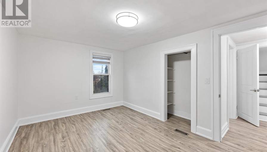 Maninder Singh's room