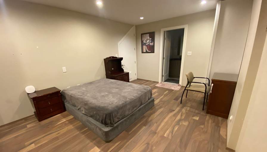 Photo of Mayo Diaz's room