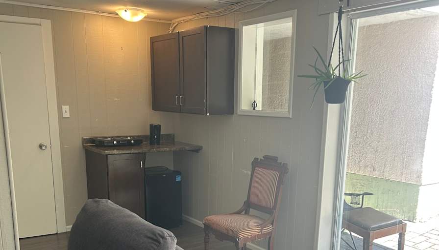 Tekala MacSweyn's room