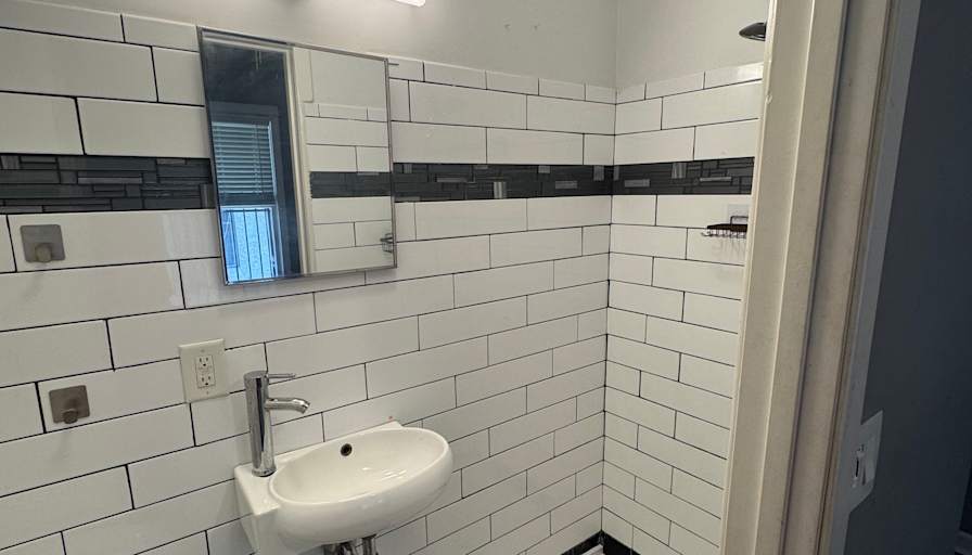 Photo of Purplehouse's room