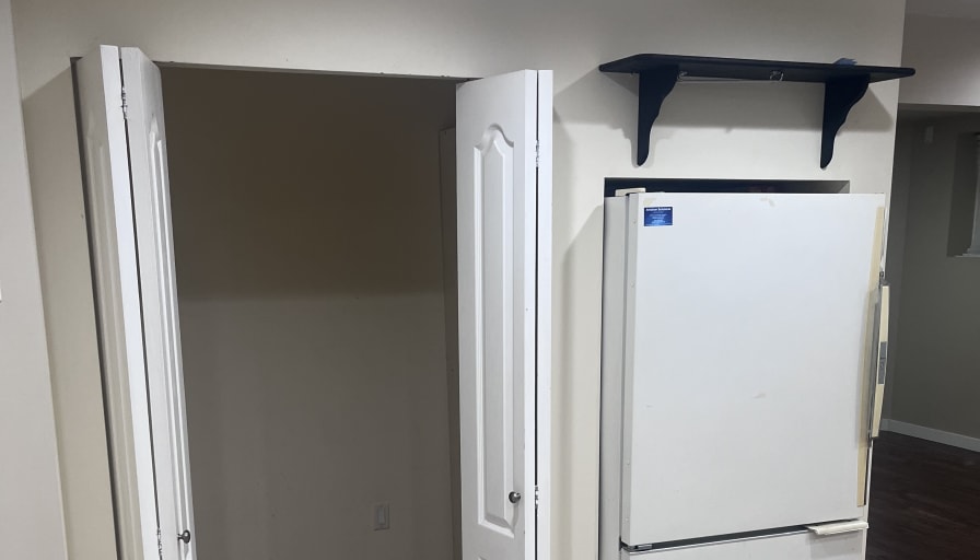 Nikhil theathar's room