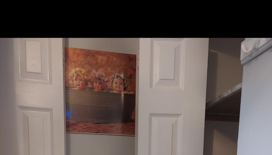 Noelle ALEXANDER's room