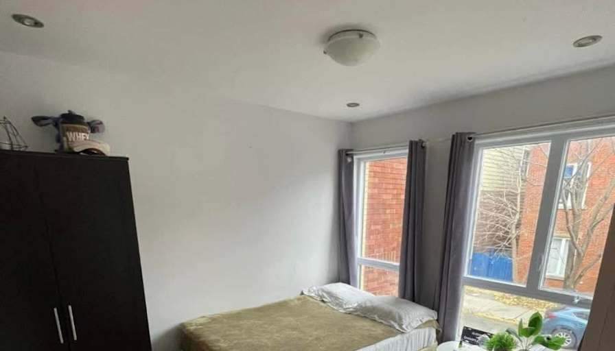 Photo of MO'TASIM MAUTHOOR's room