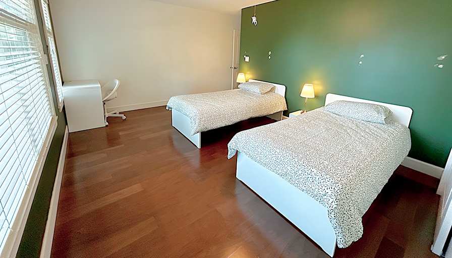 Photo of Shahram's room