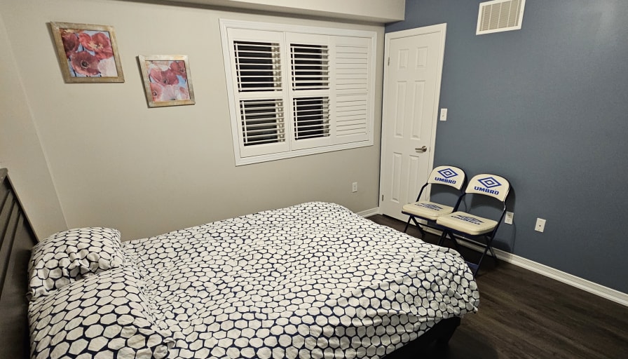 Photo of Guylain's room