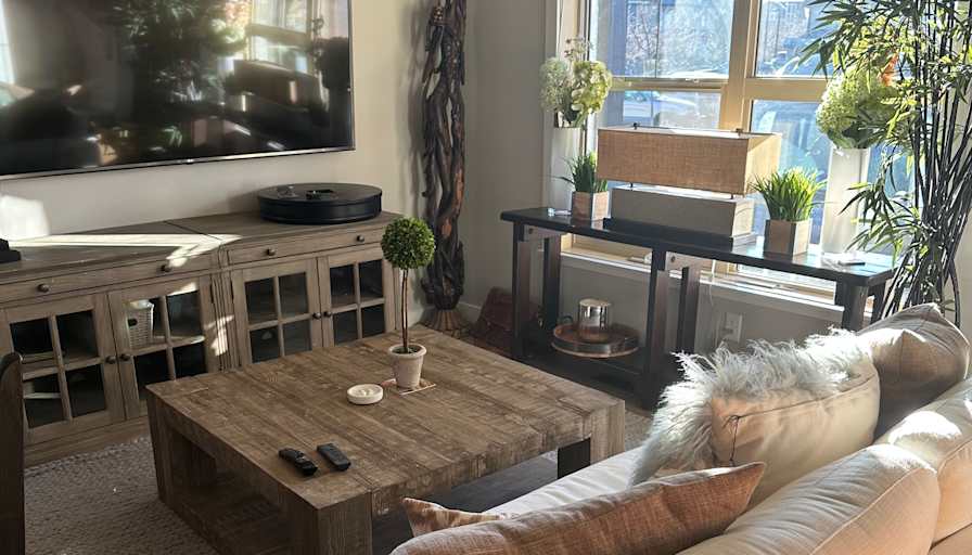 Nick Tytkanych's room