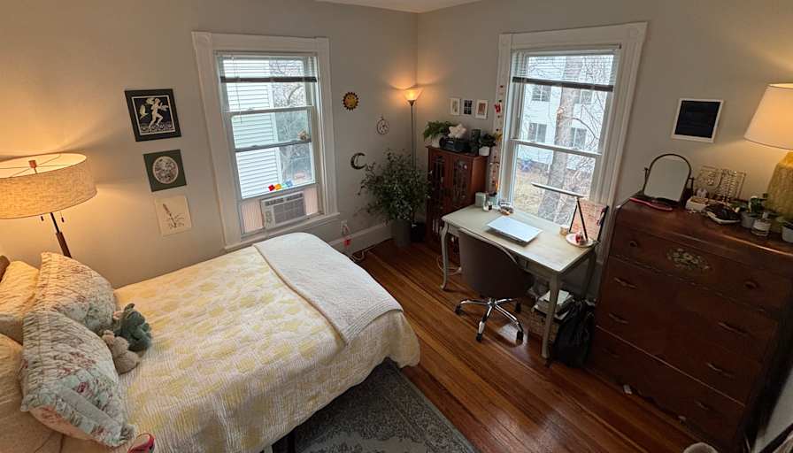 Photo of Lyla Sowder-Yuson's room