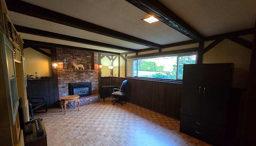 Photo of Roland's room