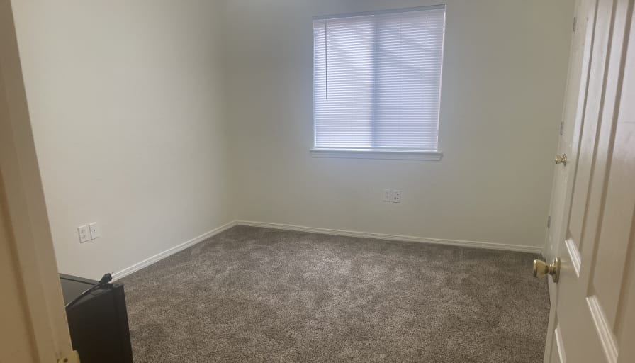 Photo of Orlando's room