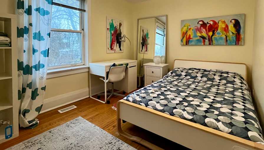 Stavros Stavropoulos's room