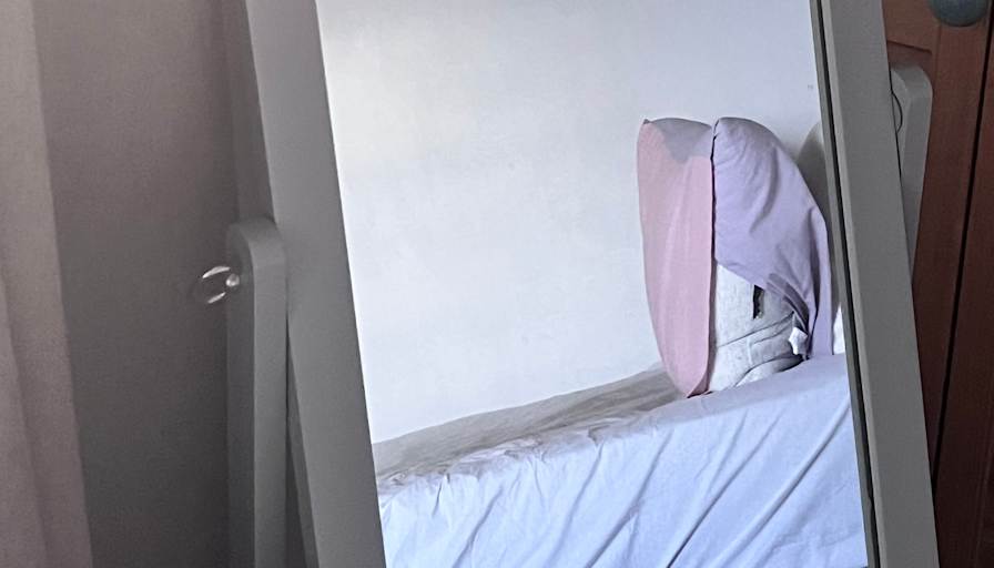 Photo of AnonPatel's room