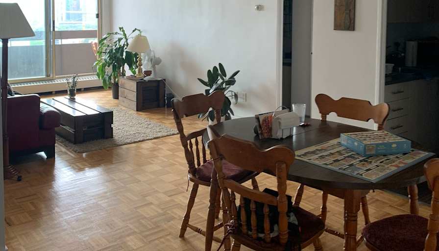 Oriana Sully Monaco's room