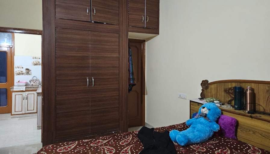 Photo of samiksha kamboj's room