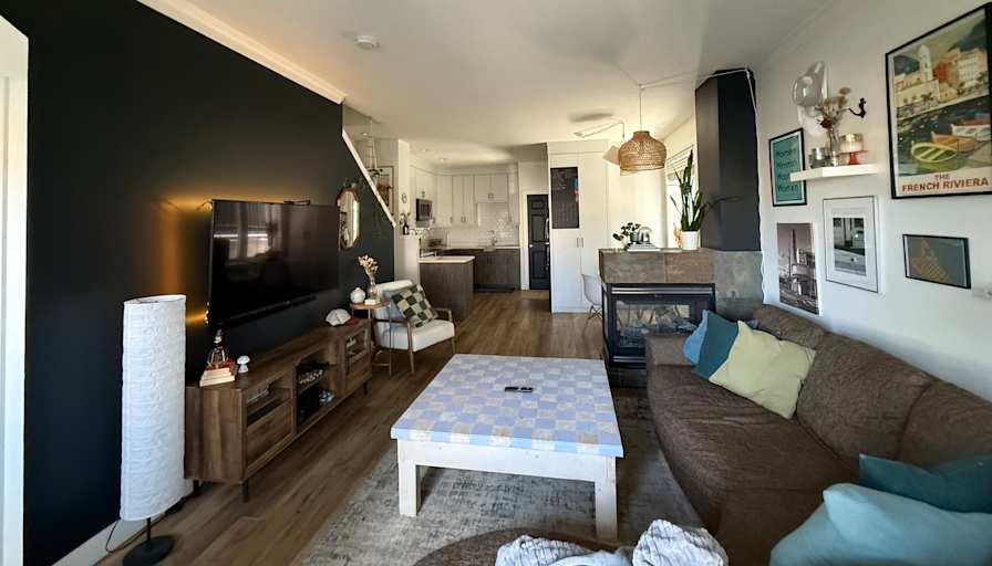 Photo of HARLEY's room