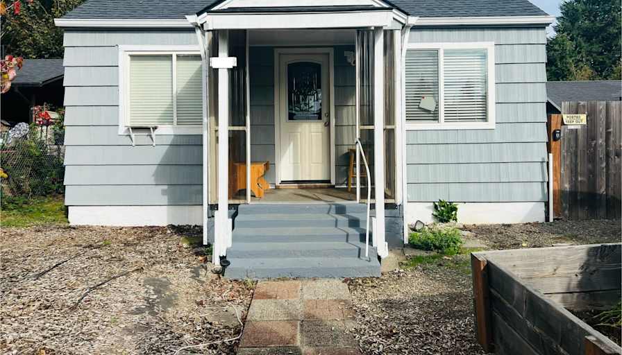 Private room to rent in share house Pacific Avenue,...