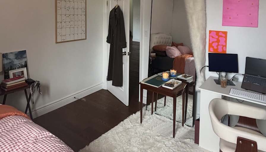 Photo of Victoria's room