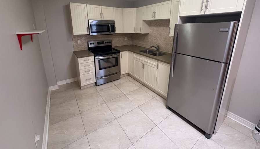 Alejandro Frausto's room