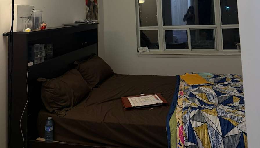 Tamanna mehta's room