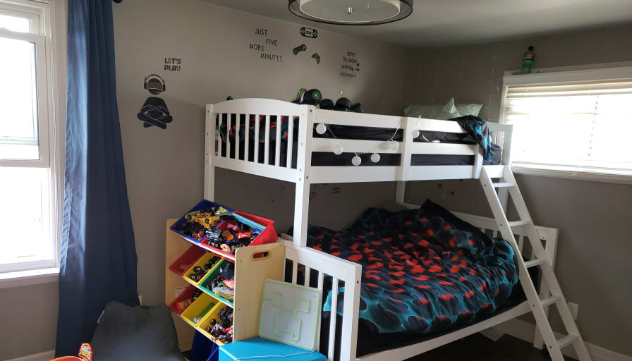 Photo of Tiffany Huggins's room