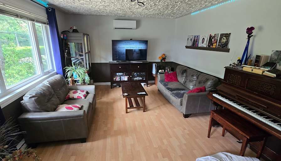 Photo of Eric's room