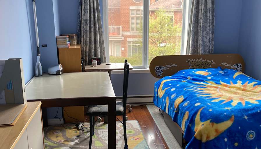 Photo of Suro's room