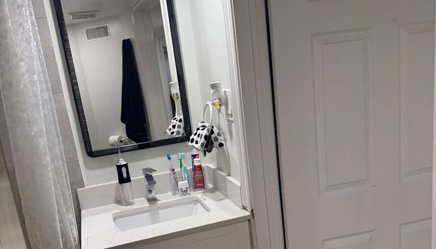 Photo of Khanh's room