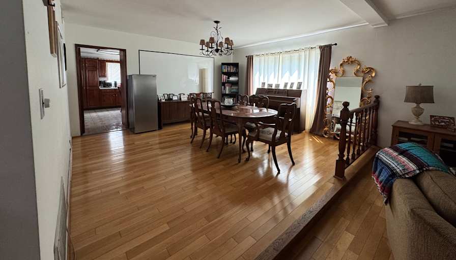 Photo of Jeffrey's room