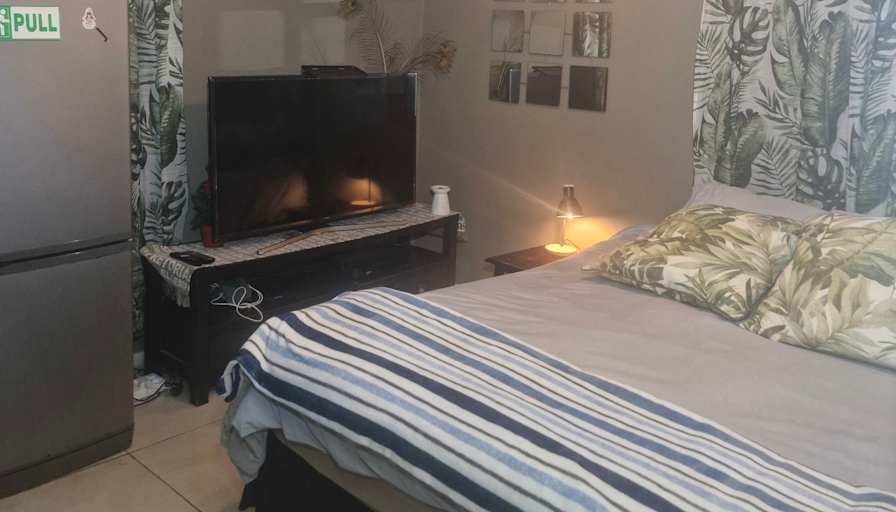 Photo of Ray's room