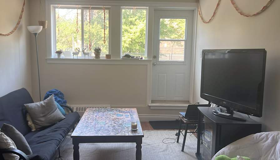 Leah Margulis's room