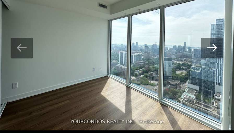 Olga brinda Nlend's room