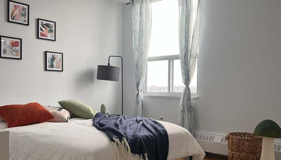 Photo of Emre's room