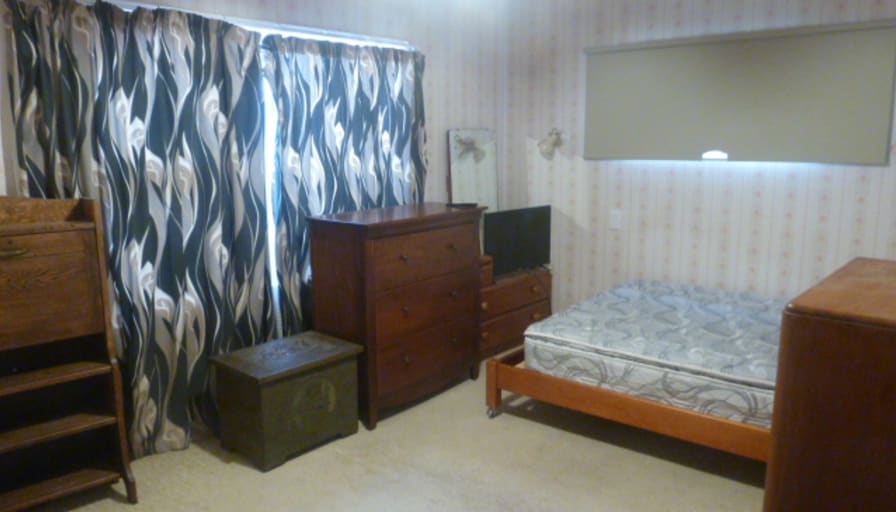 Photo of Duncan's room
