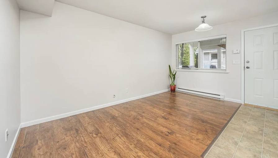 Walkout basement's room