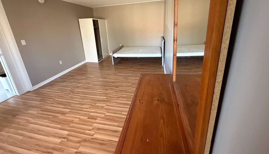 Lisa Vandersar's room