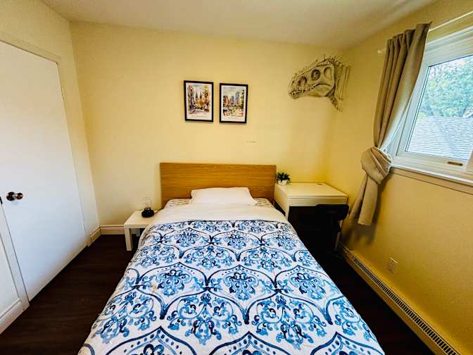 Photo of TRAN's room