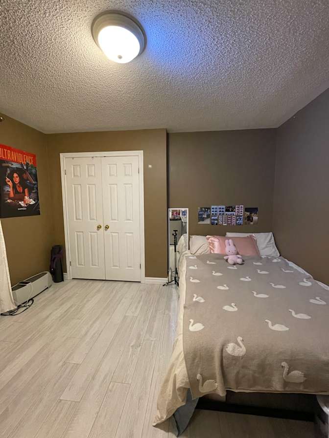 Catherine Tang's room