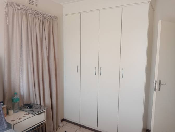 Photo of Johnny Mokhine's room