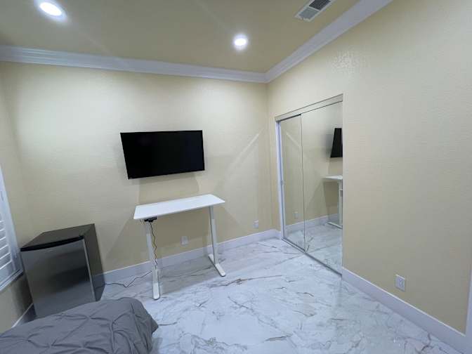 Photo of Leon's room