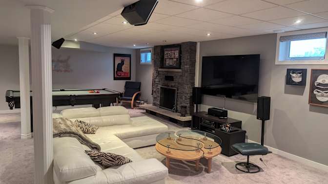 Darin MacFarlane's room