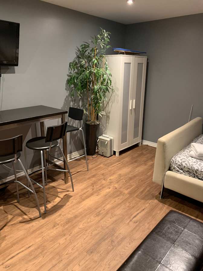 Nick Sarkovski's room