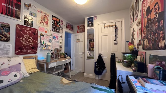 Eva & Madeleine's room