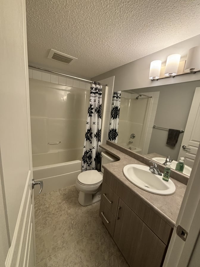 Emma Anthieren's room