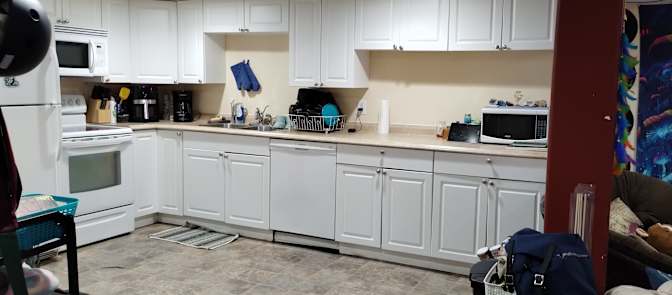 Hurricane Siqueira's room