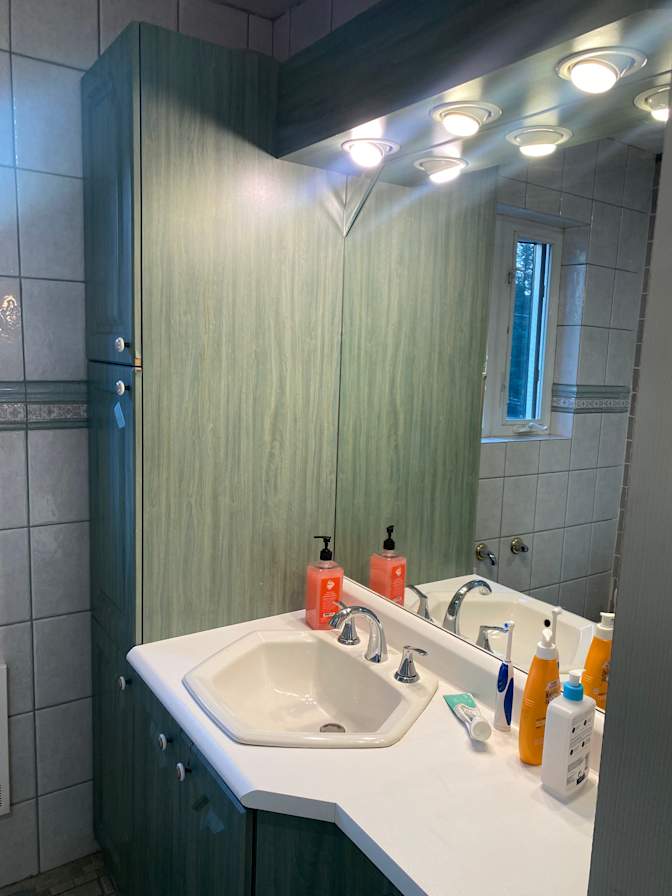 Photo of Salwath's room