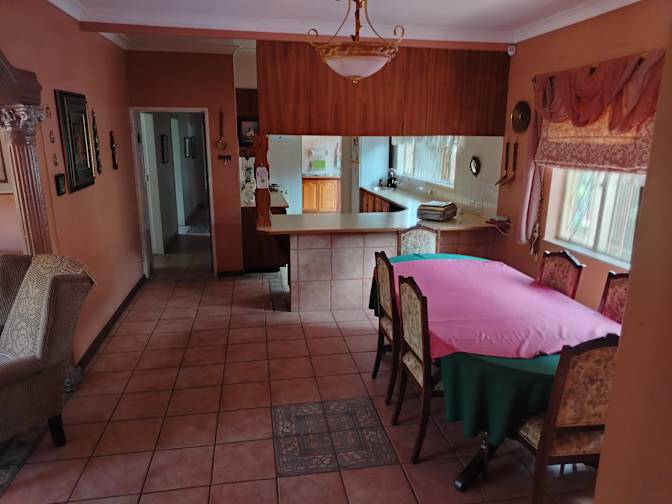 Photo of Bernard's room